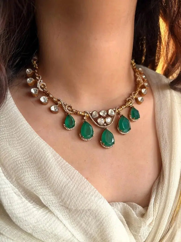 Aarohi Sabyasachi Polki Set – Luxury Moissanite Polki Necklace with Pearls - Fashionjewellery_21