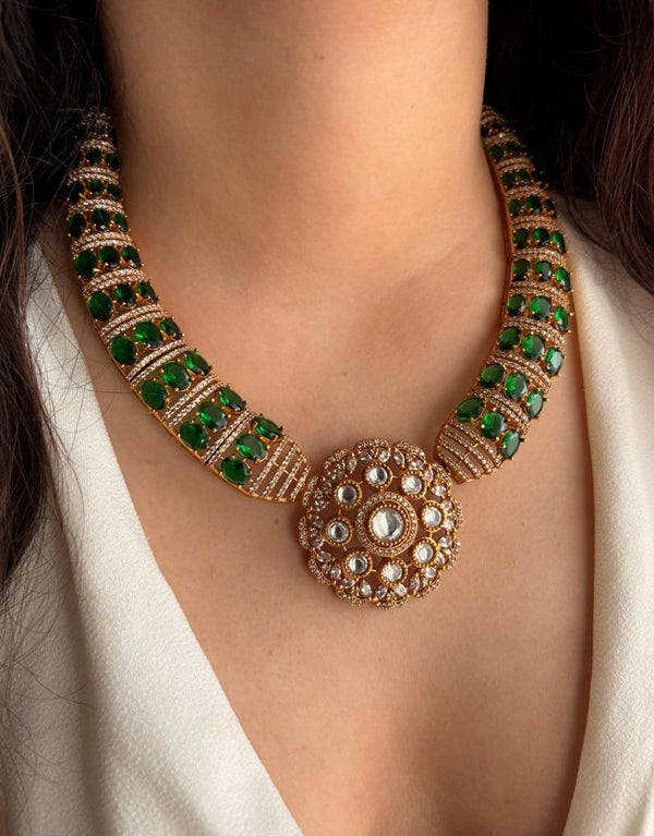 Avyara Emerald Victorian Kundan Choker Set – Royal Bridal Jewellery